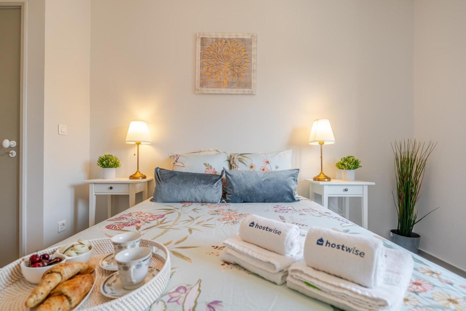 Hostwise - Bright & Spacious Flat W/ Garage Apartamento