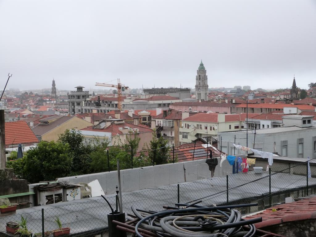 Fonsi House