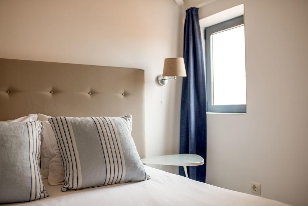 Apartment Comercio Do By Tourist Porto
