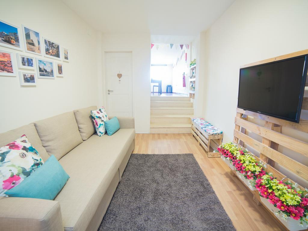 Guest Bombarda Art District Apartment