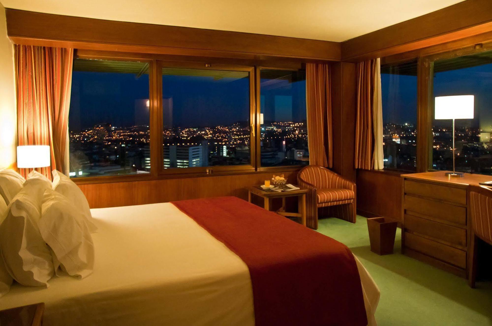 Dom Henrique - Downtown Hotel Porto