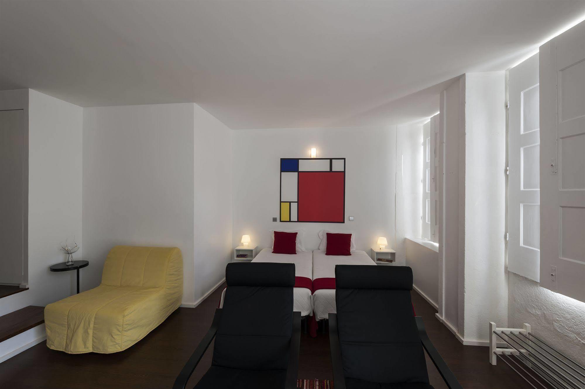 Fine Arts By Olala Homes Apartment
