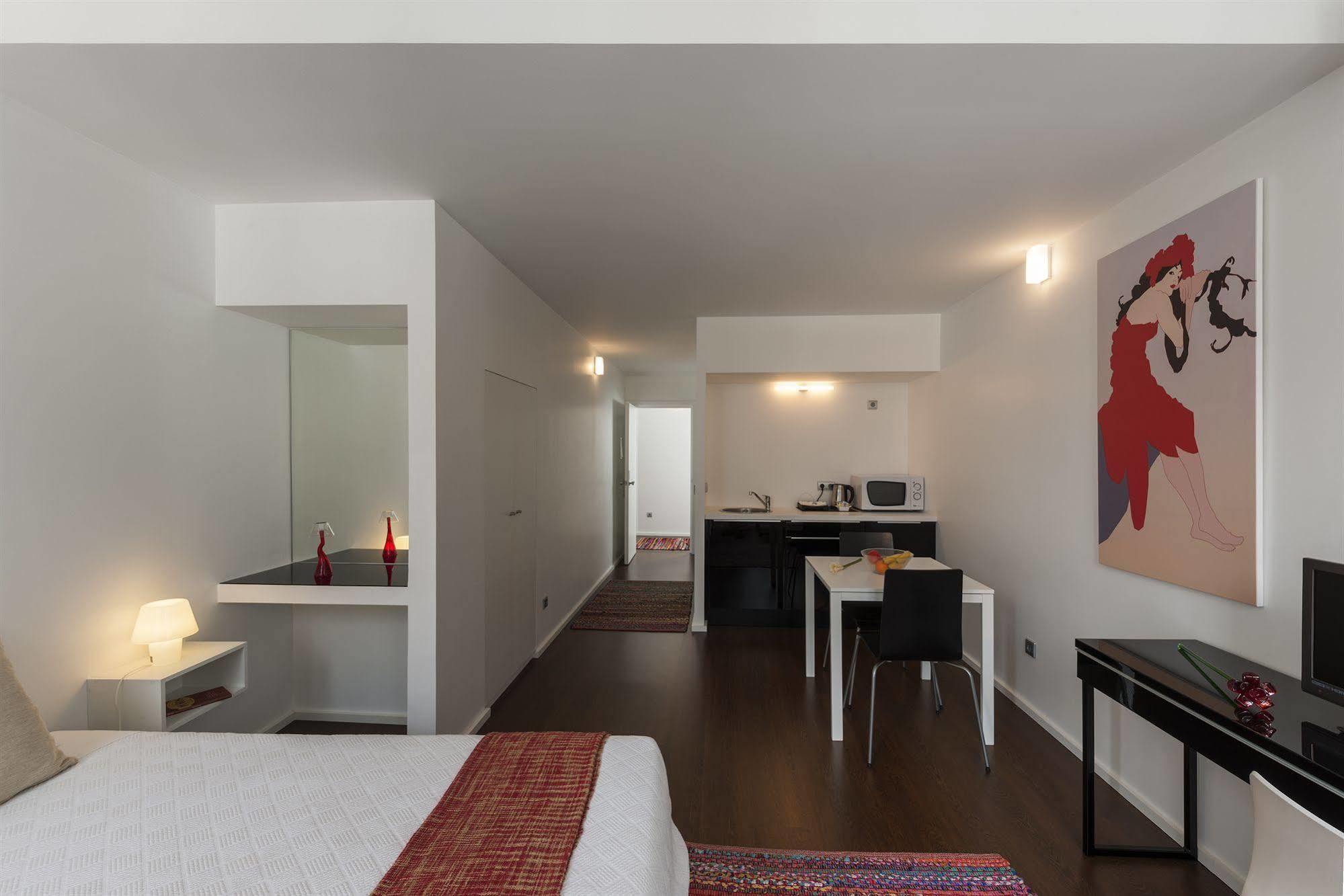 Fine Arts By Olala Homes *