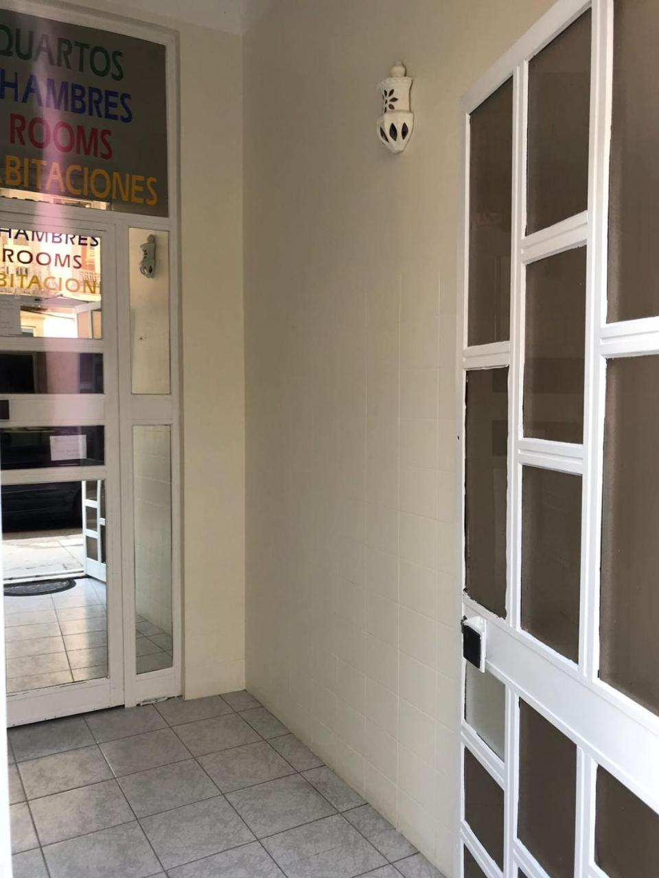 Residencial Costa Guest house Porto