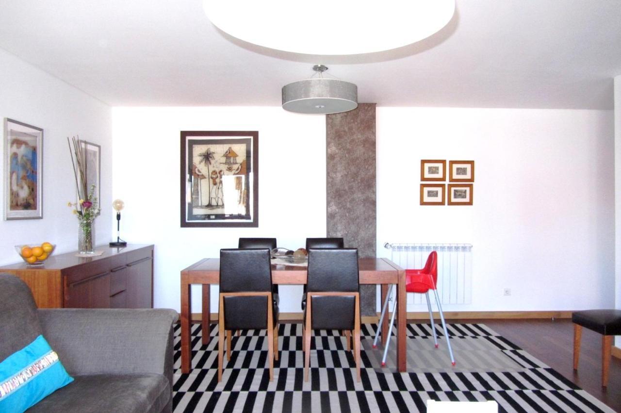 R. De Ciriaco Cardoso Apartment *