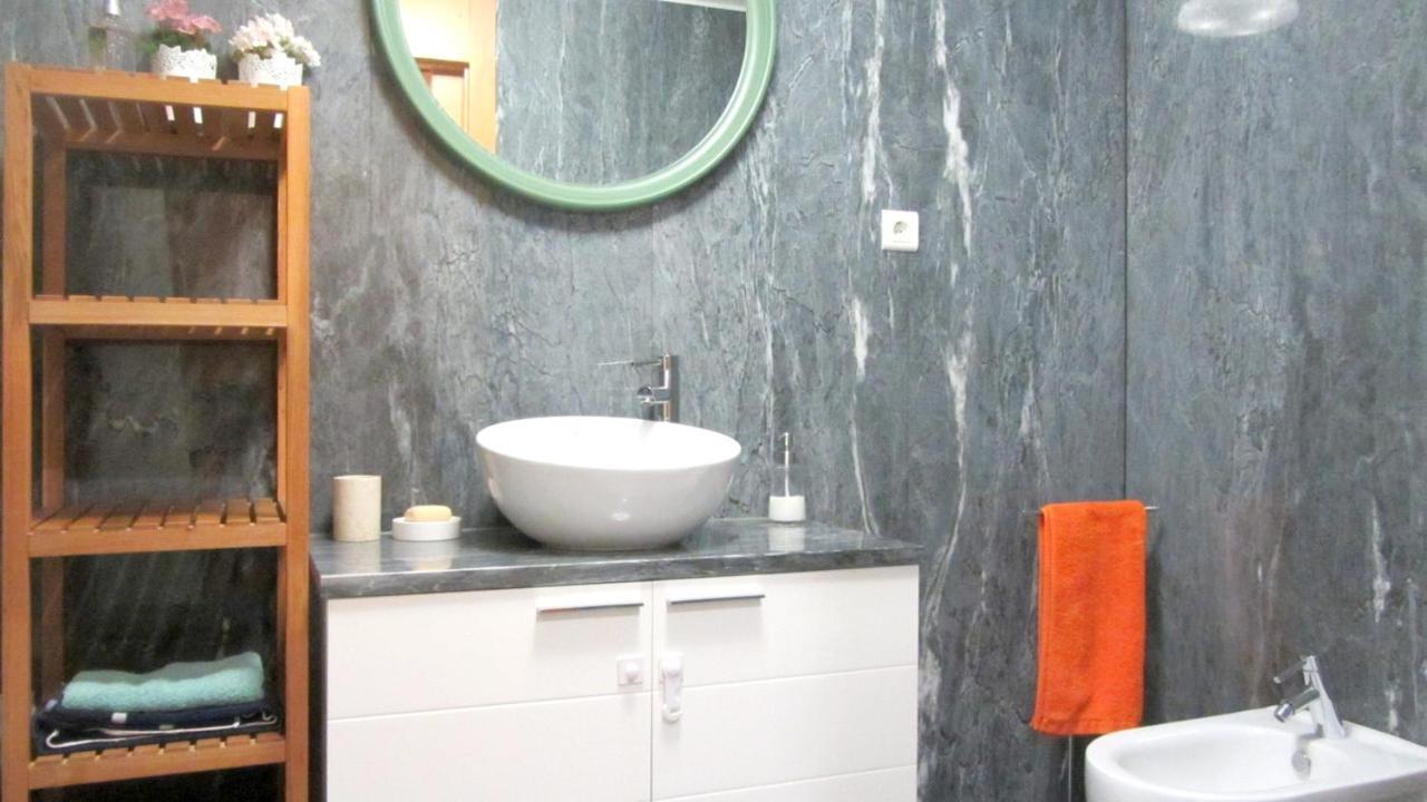 Apartment R. De Ciriaco Cardoso *