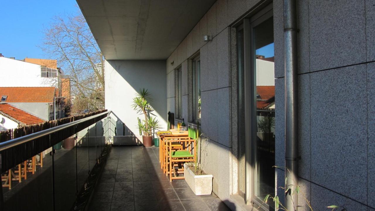 R. De Ciriaco Cardoso Apartment *