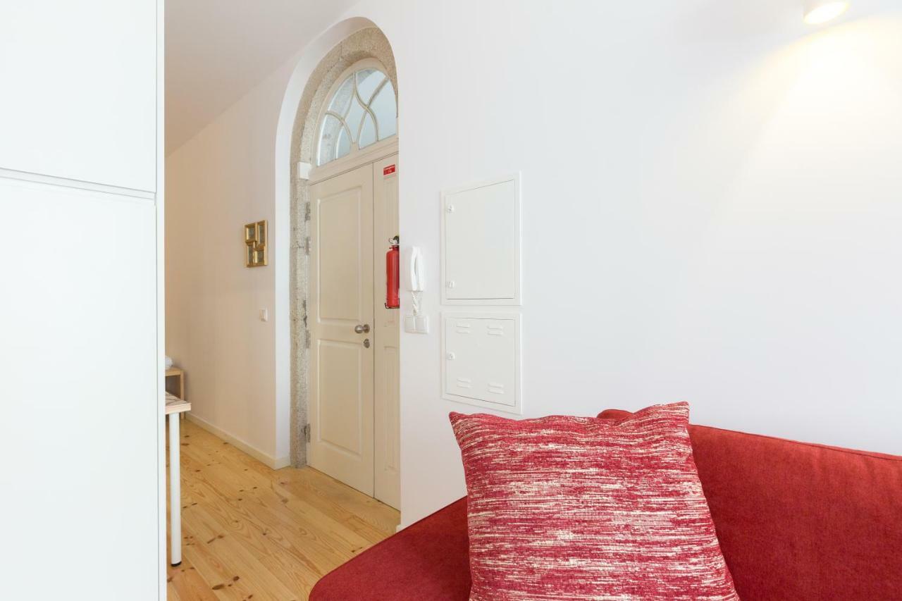 Spacious Bright Flat With Terrace By Host Wise *