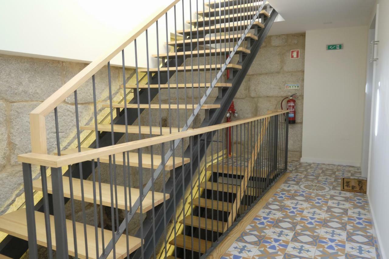 Oporto Wall Apartments Apartment