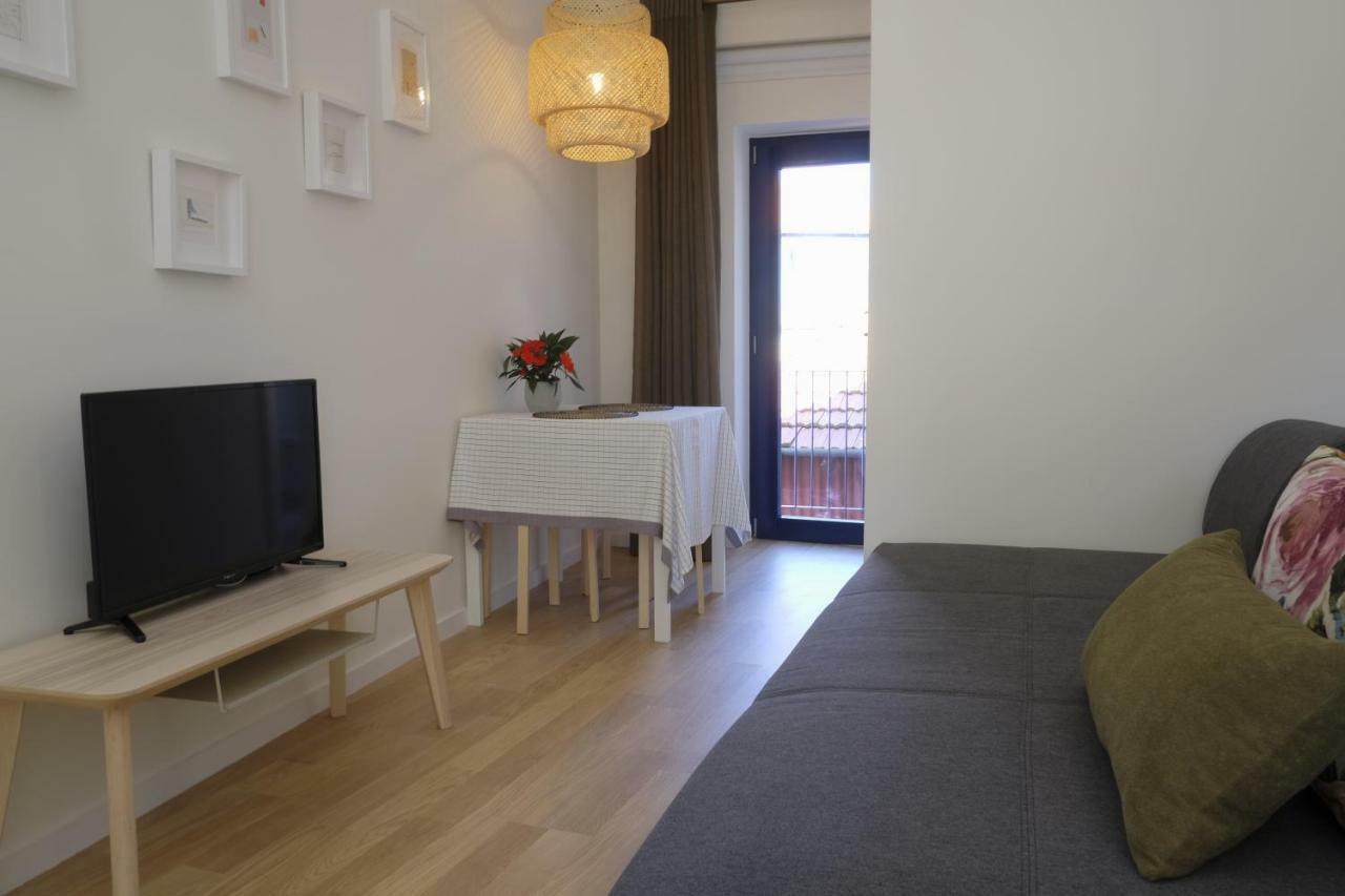 Oporto Wall Apartments *