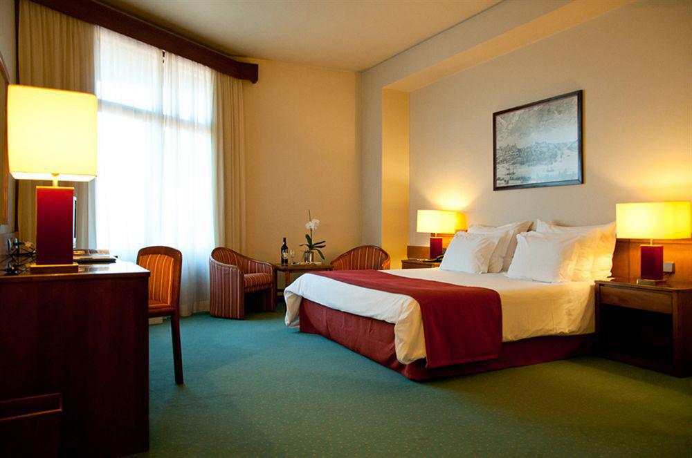 Hotel Dom Henrique - Downtown Porto