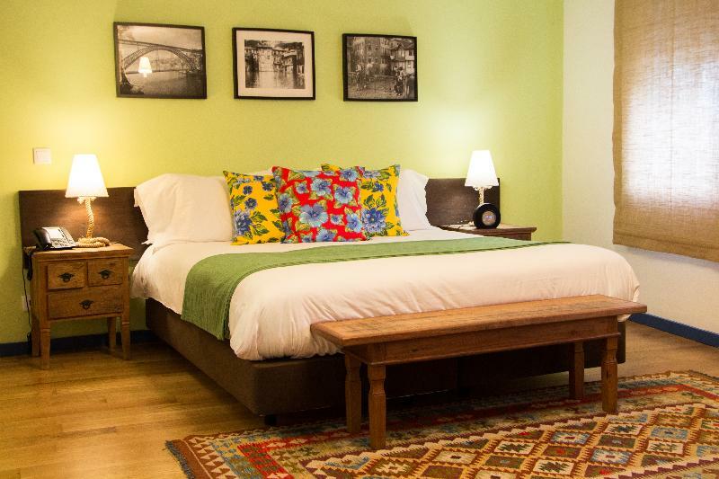 Miragaia House Guest house