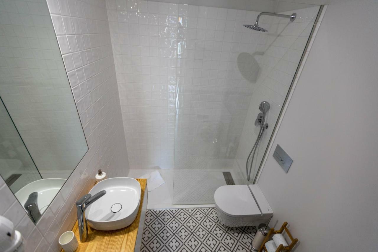 Apartment Charm In C - Center