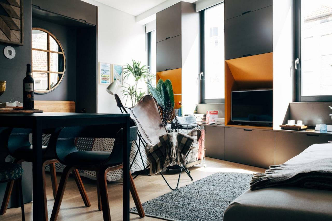 Apartment Homeintown Camoes - Downtown Elegant Ac & Wifi Porto