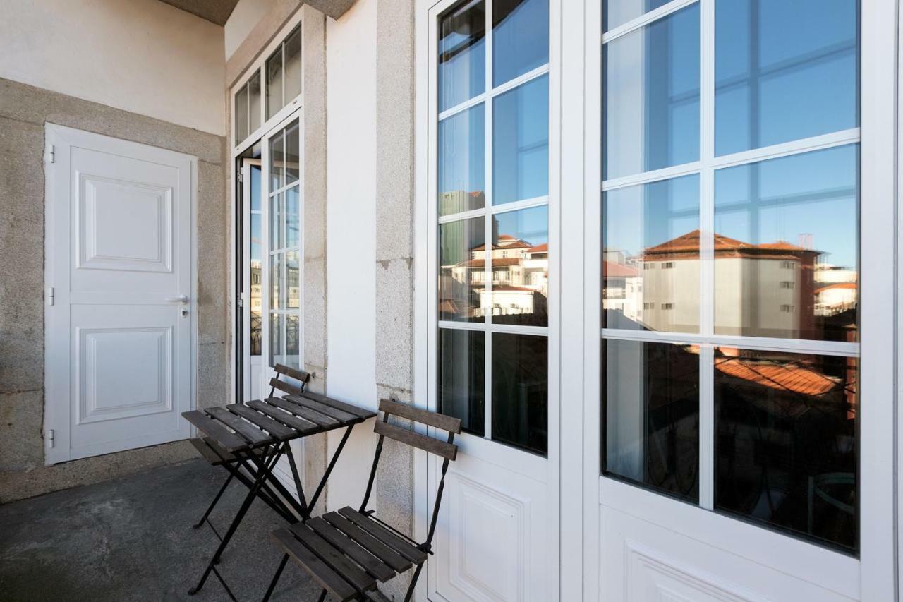 Pretty 163 Apartment