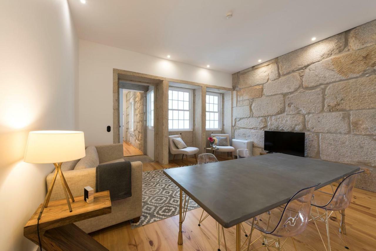 Downtown Almada Loft Porto