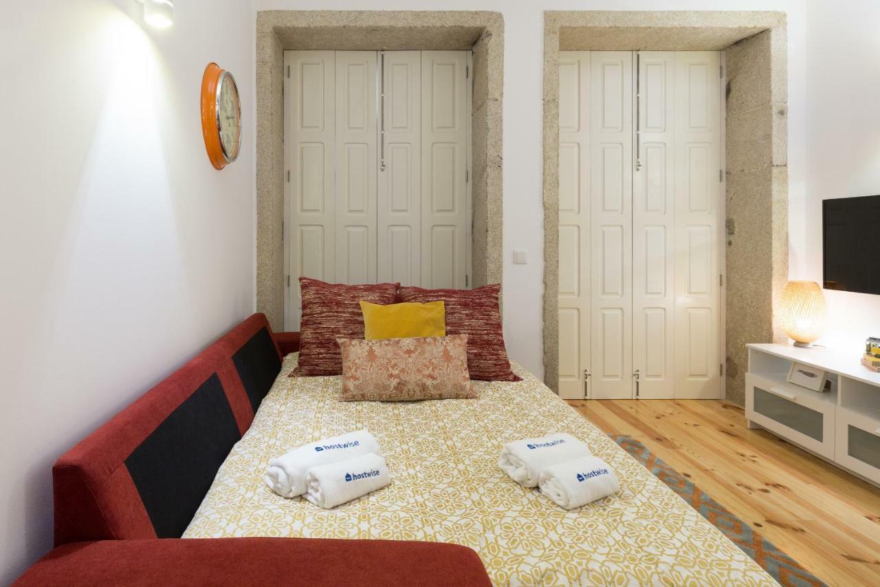 Apartment Spacious Bright Flat With Terrace By Host Wise *
