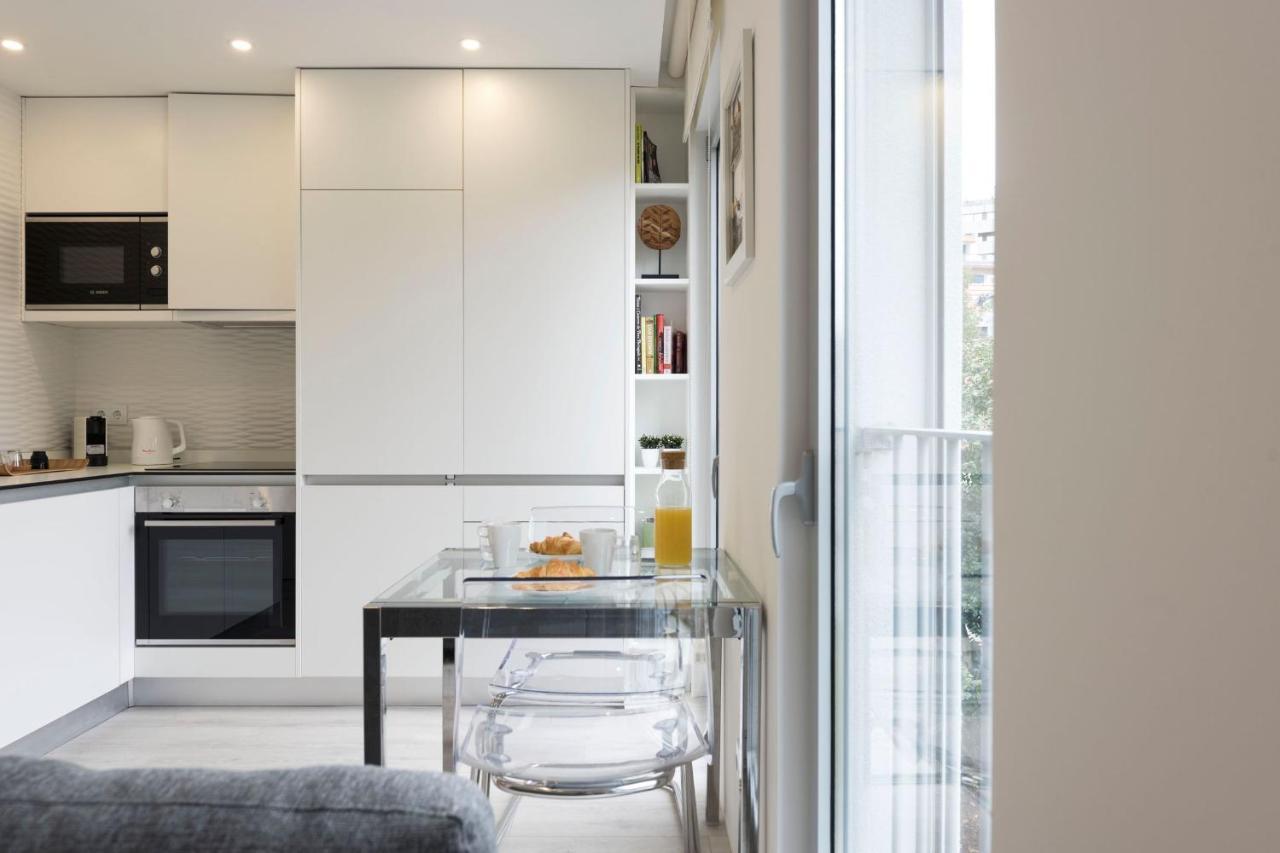 Lovelystay - Modern Loft With Gym & Free Parking Minutes Away From Cbd *