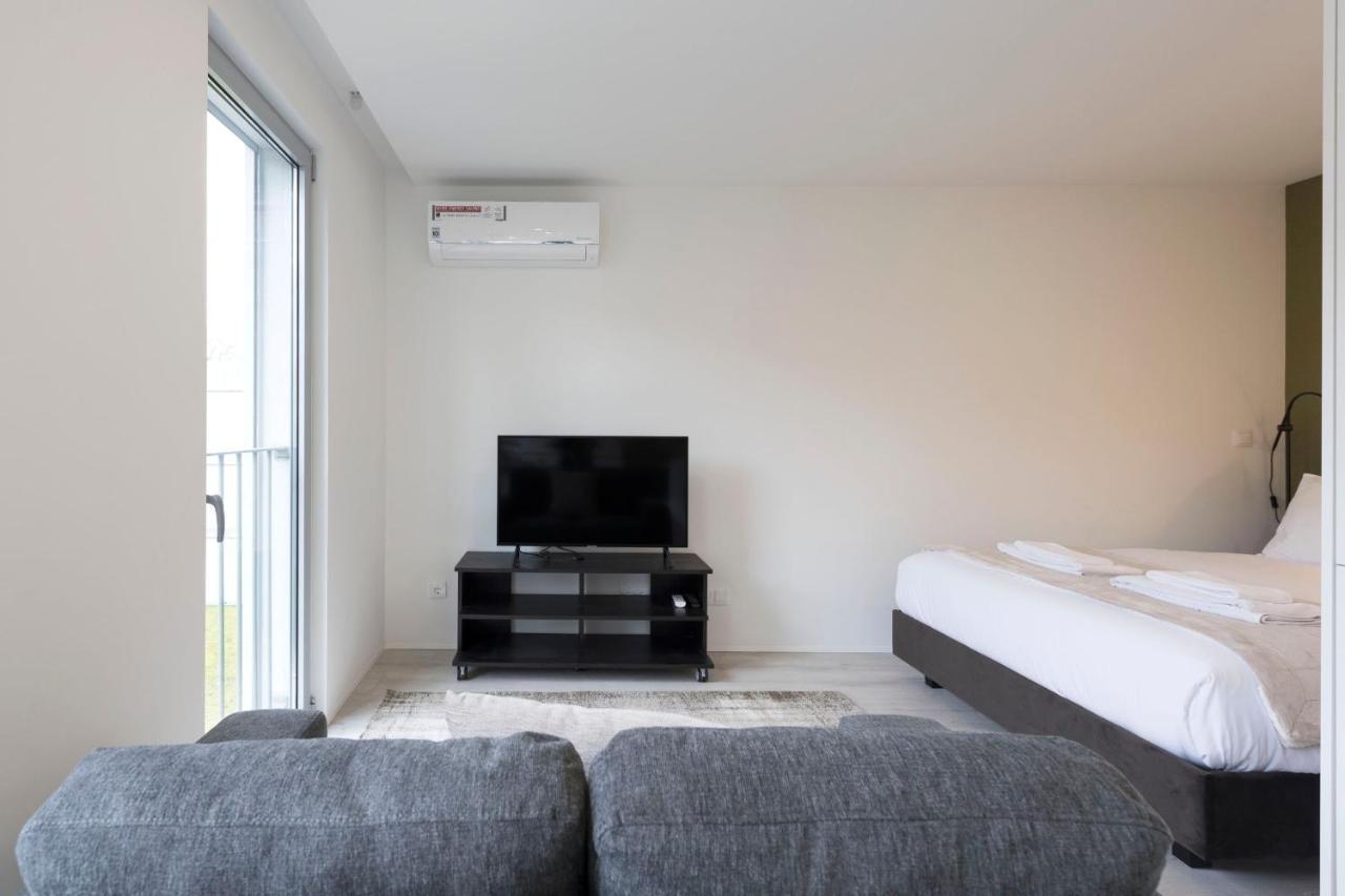 Apartment Lovelystay - Modern Loft With Gym & Free Parking Minutes Away From Cbd Porto