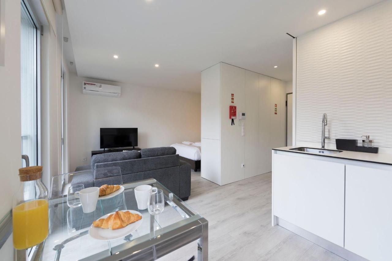Apartment Lovelystay - Modern Loft With Gym & Free Parking Minutes Away From Cbd Porto