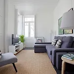 Liiiving - Telegrafo Classic Light Apartments