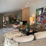 Boomerang House - Luxury House Next To City Park