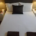 Luminous Central Apartment