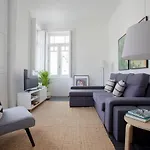Liiiving - Telegrafo Classic Light Apartments