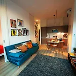 Art District - Pop & Rock Apartments