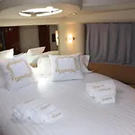Porto Private Yacht- Accommodation Douro River