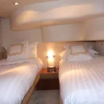 Porto Private Yacht- Accommodation Douro River