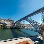 Ponte D Luis I Apartments