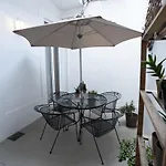 Downtown Porto Relaxed Apartment With Private Yard