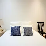 Downtown Porto Relaxed Apartment With Private Yard