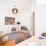 Liiiving In Porto | Light Spacious Apartment