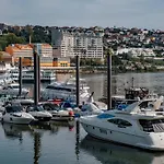 Sleepboat Barco Hotel