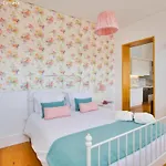 Inside Porto Apartments - Flores
