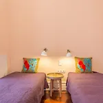 Vintage Downtown Apartment With Patio