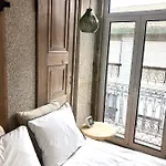 São Vitor Apartment with balcony