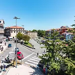 Oporto Near Center