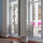 Vintage Downtown Apartment With Patio