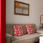 Paraiso Suites By Coloursrevolution