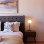 Magnificient 2Br Duplex W/ Gorgeous View By Lovelystay