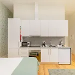 Inside Porto Apartments - Mouzinho