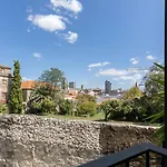 Inside Porto Apartments - Pinheiro