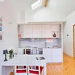 Inside Porto Apartments - Flores