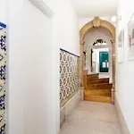 Passeio De Sao Lazaro 5 By Lovelystay
