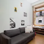 Host Wise - Urban Stylish Flat - Ace Location