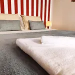 Apartment (75 m²), 2 Schlafzimmer und 1 eigene Badezimmer in Altstadt