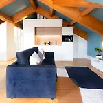 Hm - Infante Riverside Apartment R